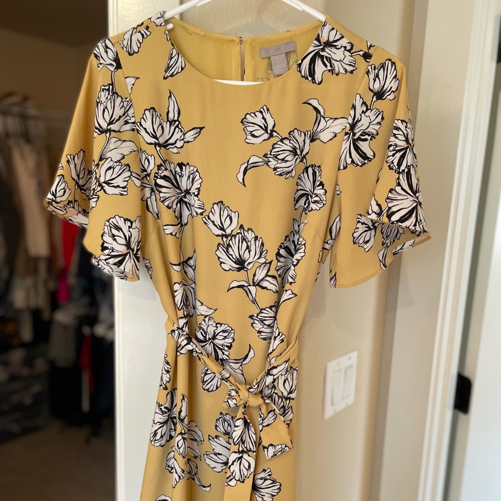 HM dress size 2